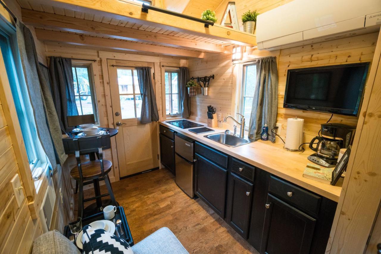Mt Hood Tiny House Village Welches 외부 사진